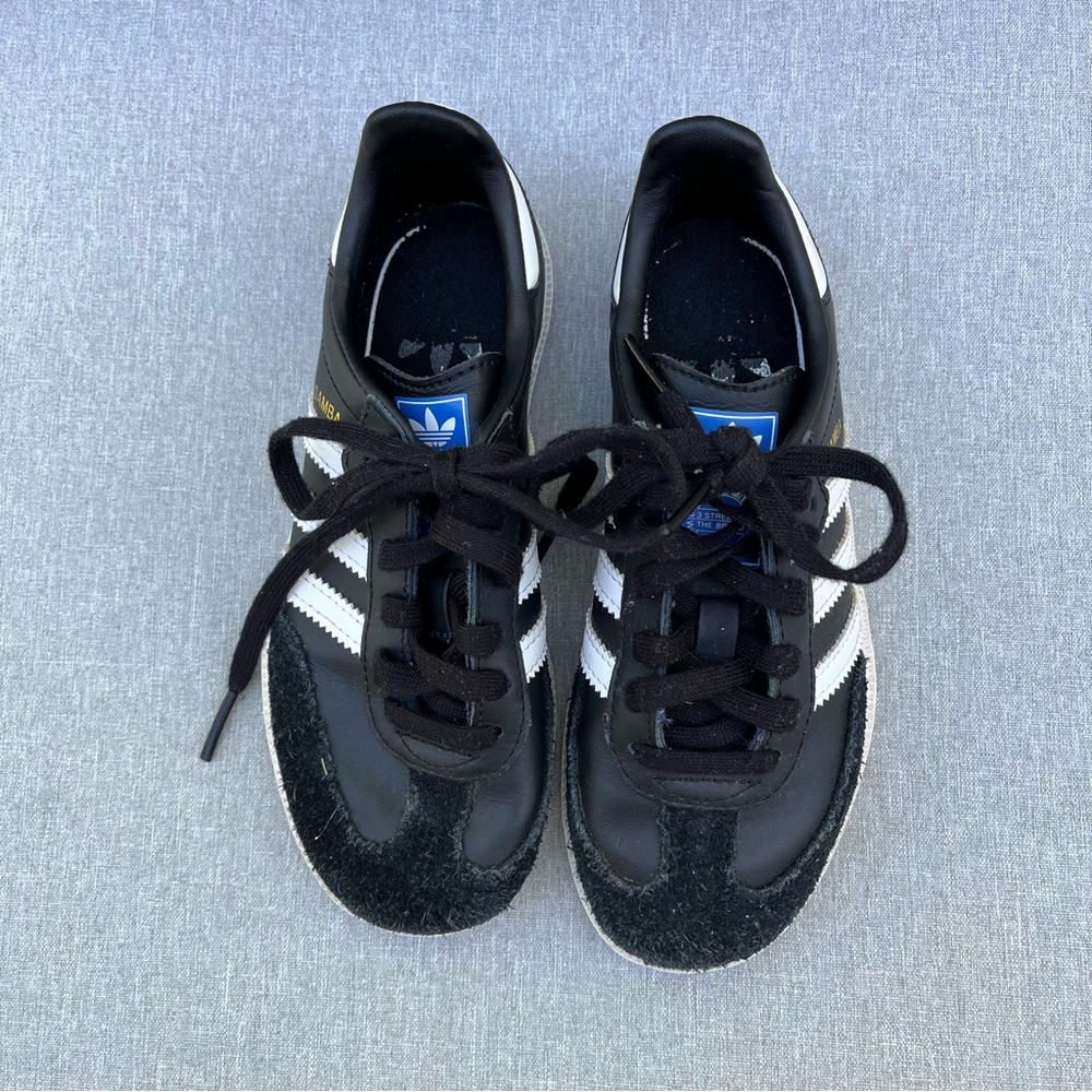Adidas Samba kids 12 like new soccer shoes